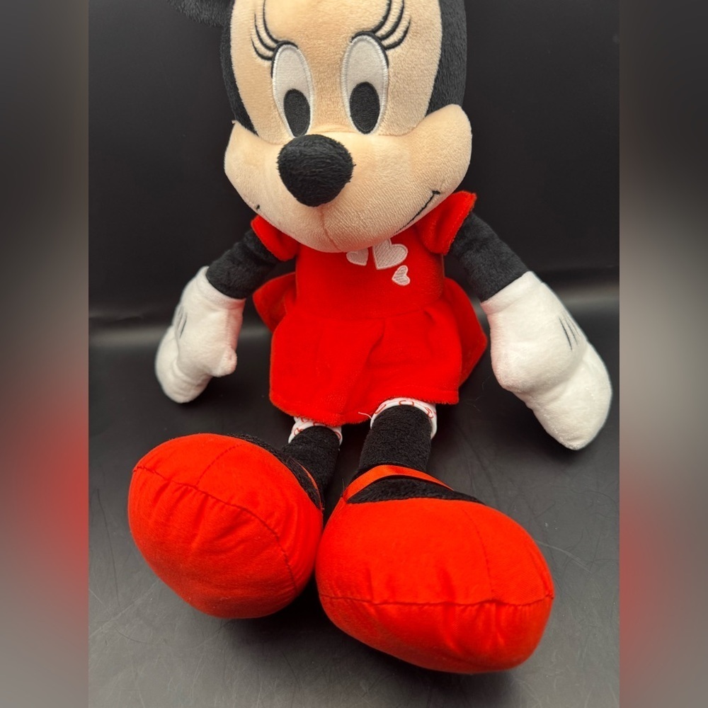 Disney Valentine MINNIE MOUSE 22” Plush Toy Stuffed Animal Red Outfit With Heart
